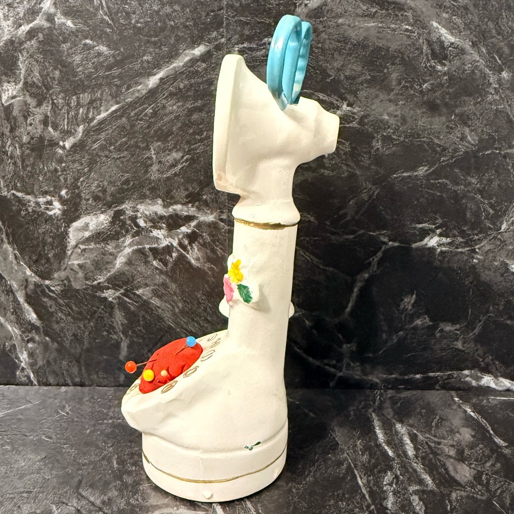 Vintage Telephone Figurine Pin Cushion, Measuring Tape and Scissors - Picture 7 of 16